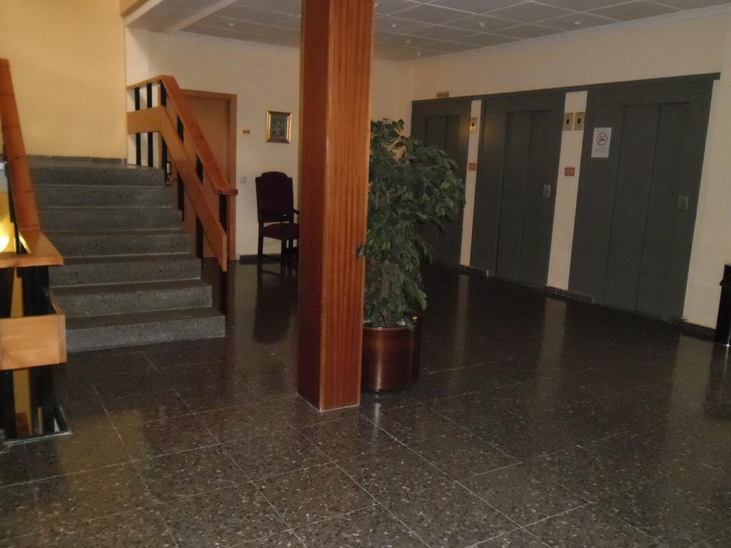 Hotel Escuela Madrid Eksteriør bilde