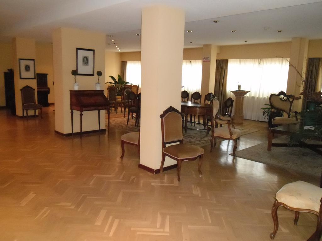 Hotel Escuela Madrid Eksteriør bilde
