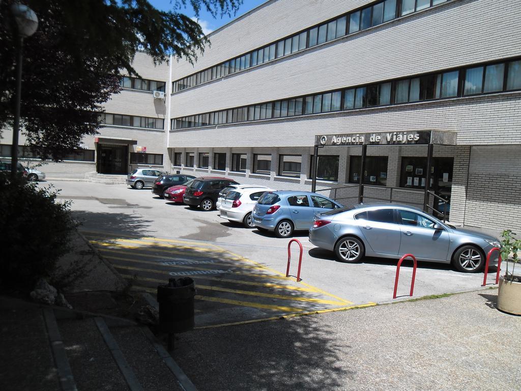 Hotel Escuela Madrid Eksteriør bilde